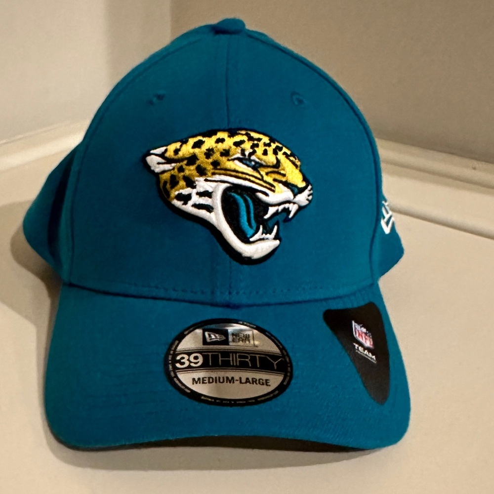 Jacksonville Jaguars 39THIRTY New Era Teal Hat. Size M/L. New w Tags.